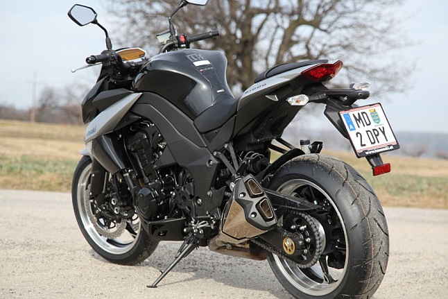Testbericht: Kawasaki Z1000 2014 - 1000PS.at